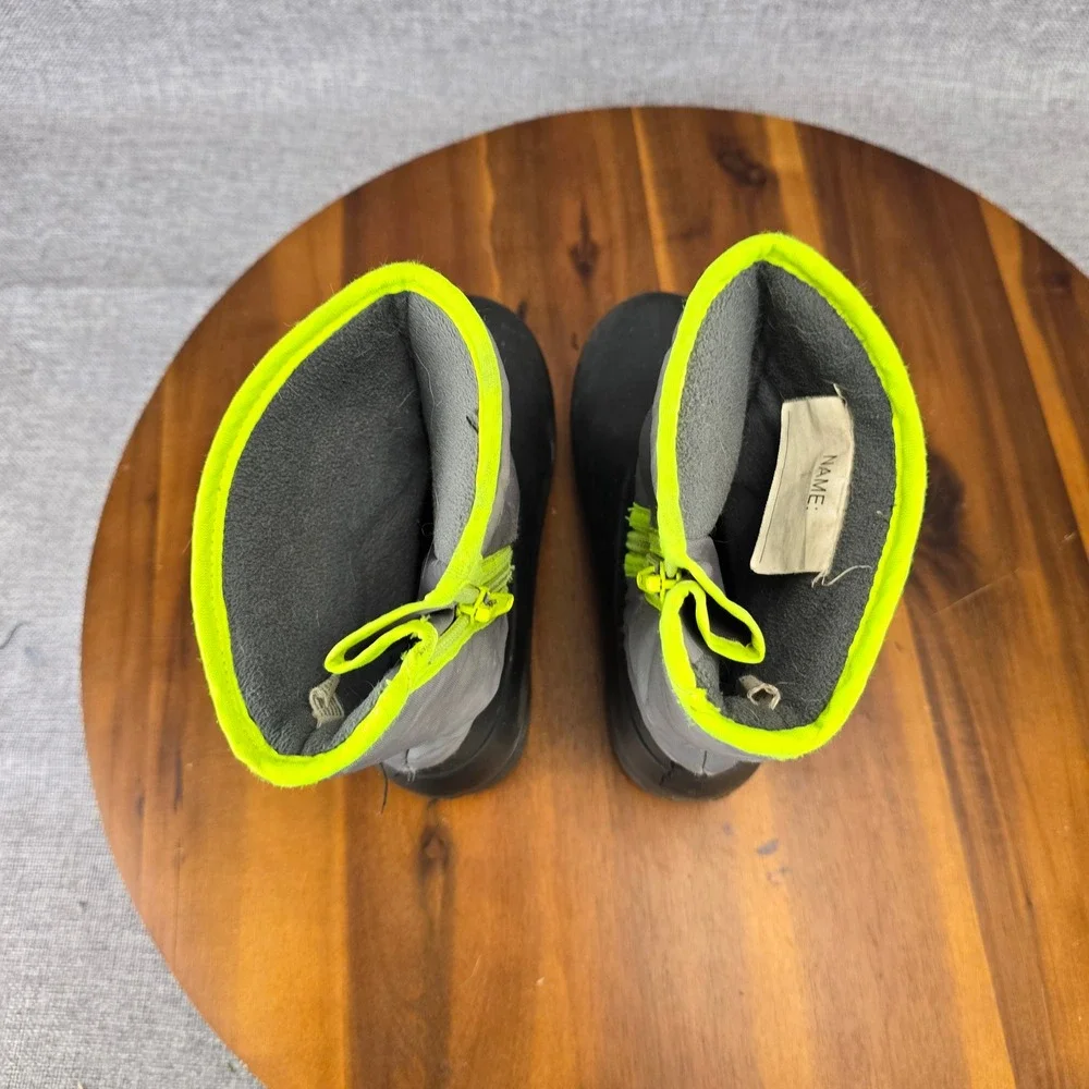 Wonder Nation Kids Black Gray Neon Yellow Winter Snow Boots Size 1 Zipper